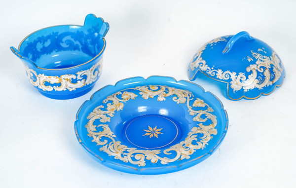 Candy Box In Blue Opaline Late Nineteenth