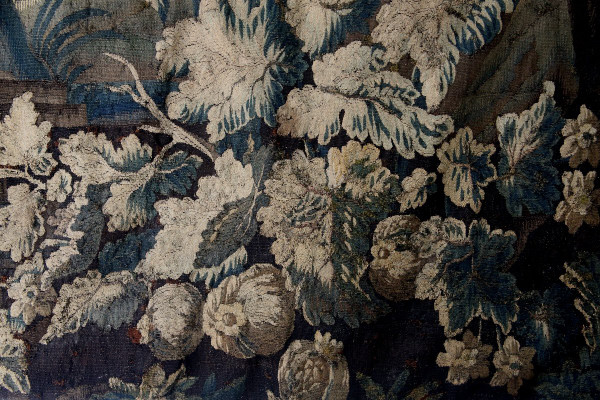 Aubusson tapestry "Paysage exotique au paon" 18th century.