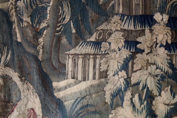 Aubusson tapestry "Paysage exotique au paon" 18th century.