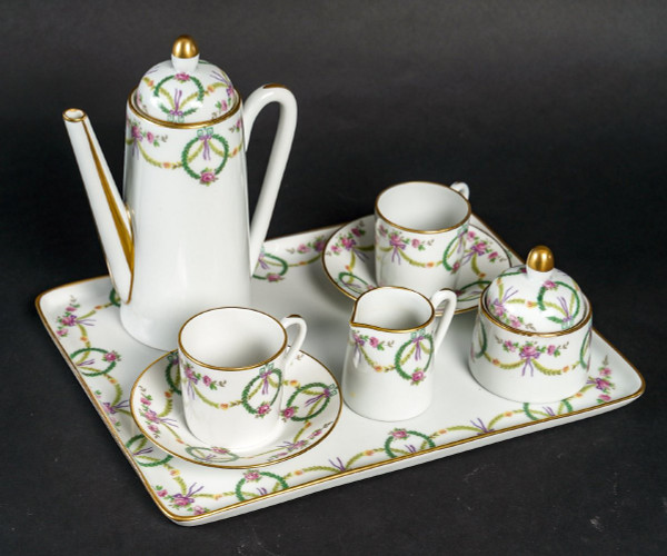 Head to head tea and coffee service in Limoges porcelain