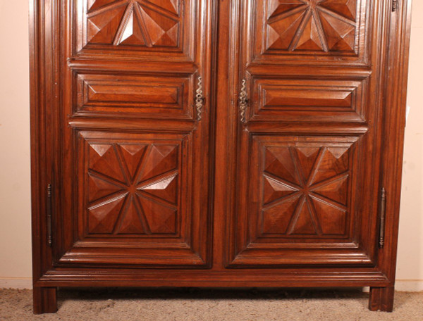 Facade Of Cupboard In Walnut Louis XIII Maltese Cross-17 ° Century