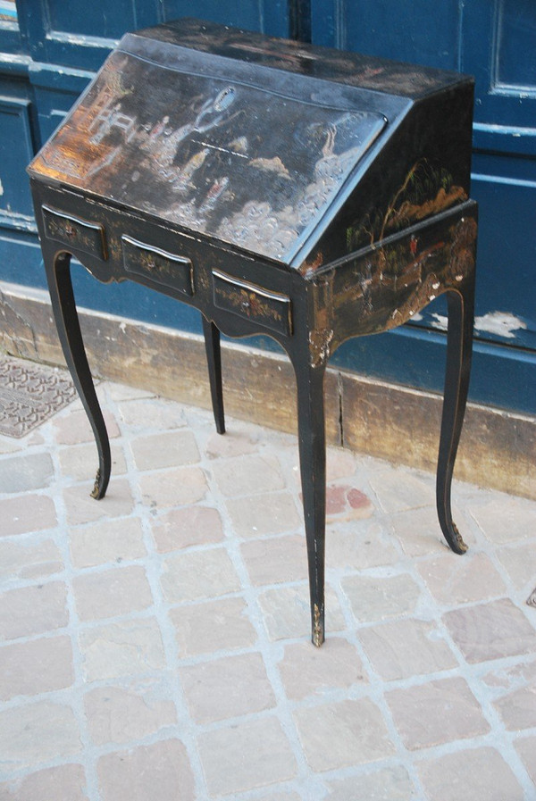 Slope Desk In Black Lacquer England XIX