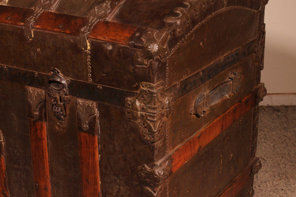 Empire Period Officer's Trunk