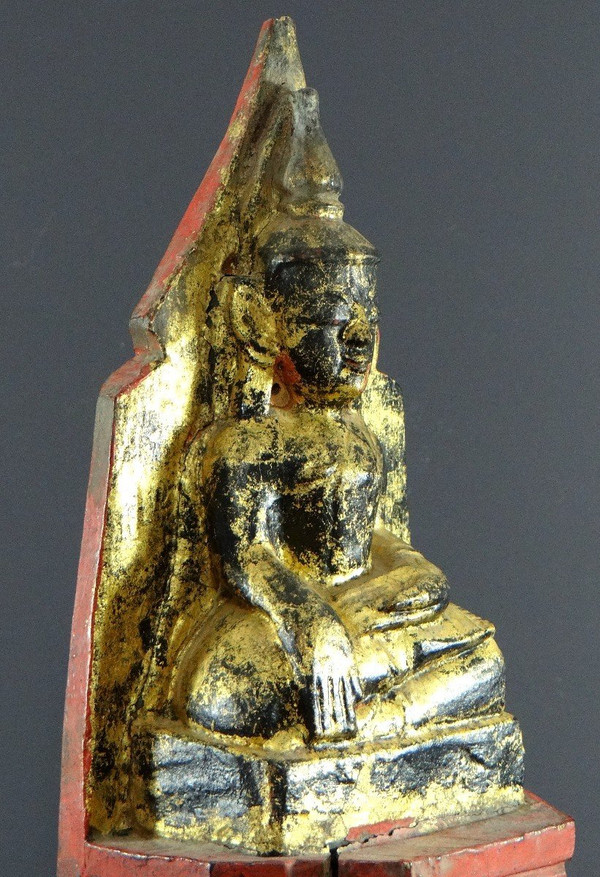 Thailandia, Cultura Tai Lu, Inizio XX Secolo, Scultura Buddha in legno laccato.