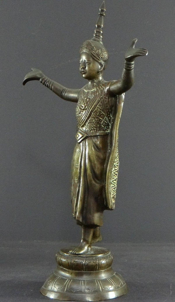 Thaïlande, Début Du XXème Siècle, Statue De Danseuse Traditionnelle En Bronze.