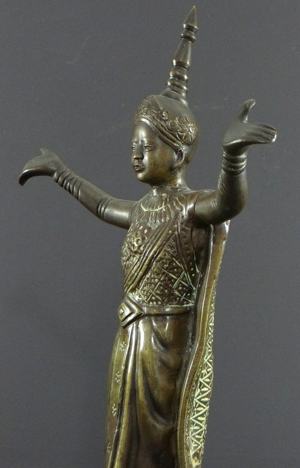 Thaïlande, Début Du XXème Siècle, Statue De Danseuse Traditionnelle En Bronze.