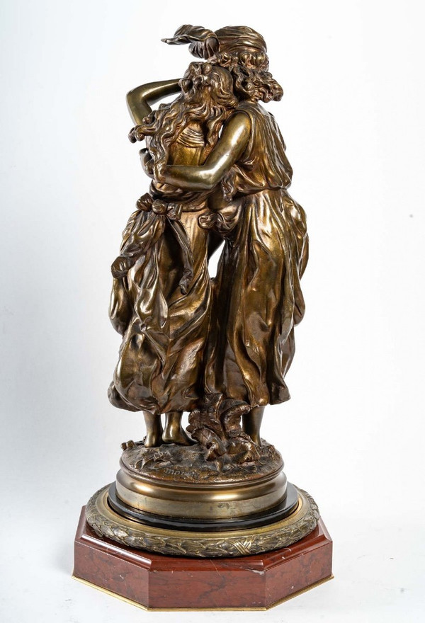 Scultura delle due sorelle con cesto di fiori In bronzo Hippolyte François Moreau