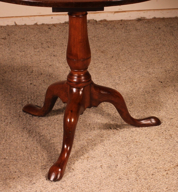 English pedestal table with mechanism Circa 1800