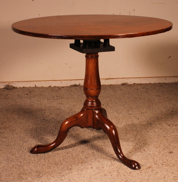 English pedestal table with mechanism Circa 1800