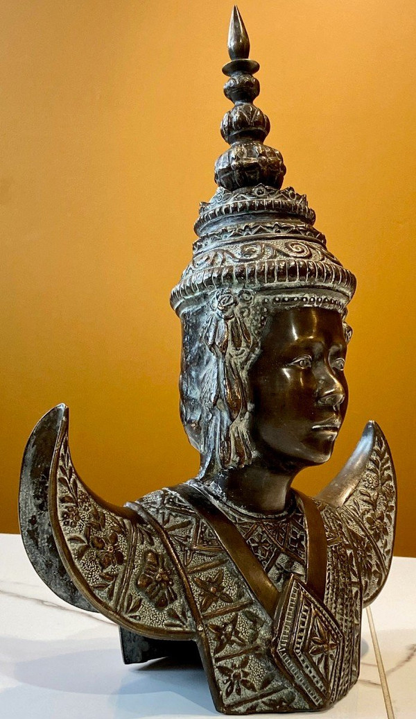 Thaïlande, Premier Tiers Du XXème Siècle, Buste En Bronze De Danseuse.