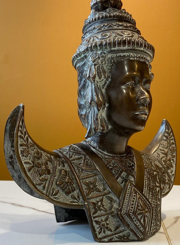 Thaïlande, Premier Tiers Du XXème Siècle, Buste En Bronze De Danseuse.