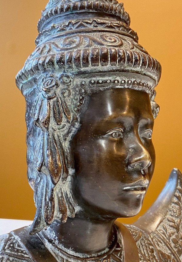 Thaïlande, Premier Tiers Du XXème Siècle, Buste En Bronze De Danseuse.