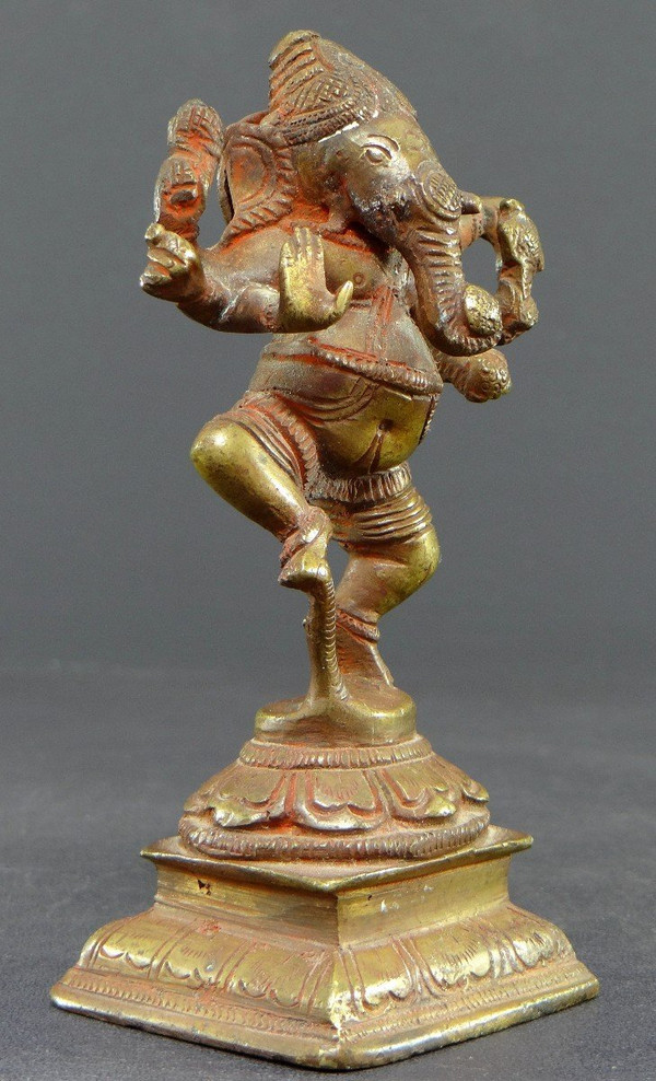 Inde, Premier Tiers Du XXème Siècle, Statuette De Ganesh En Bronze.