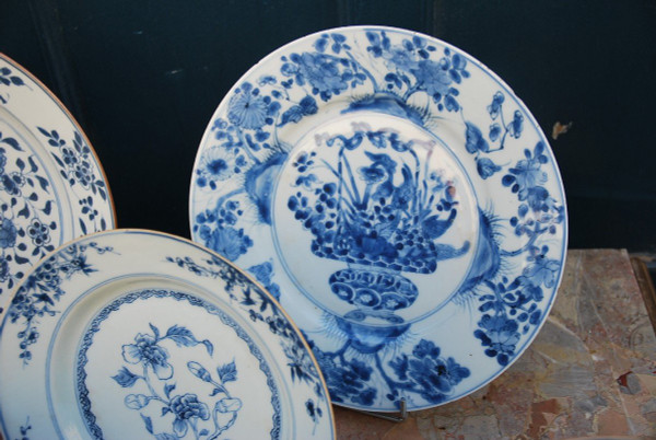 Set of two 17th century blue white dishes and several plates