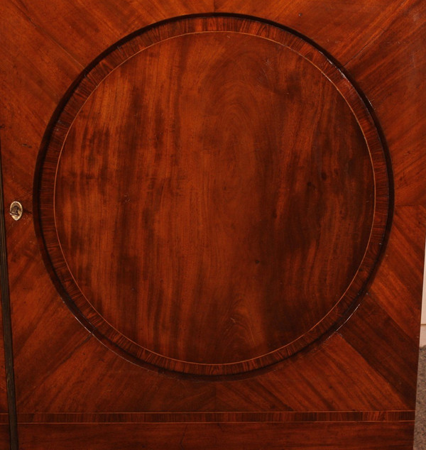 Hepplewhite Bookcase In Mahogany Circa 1775