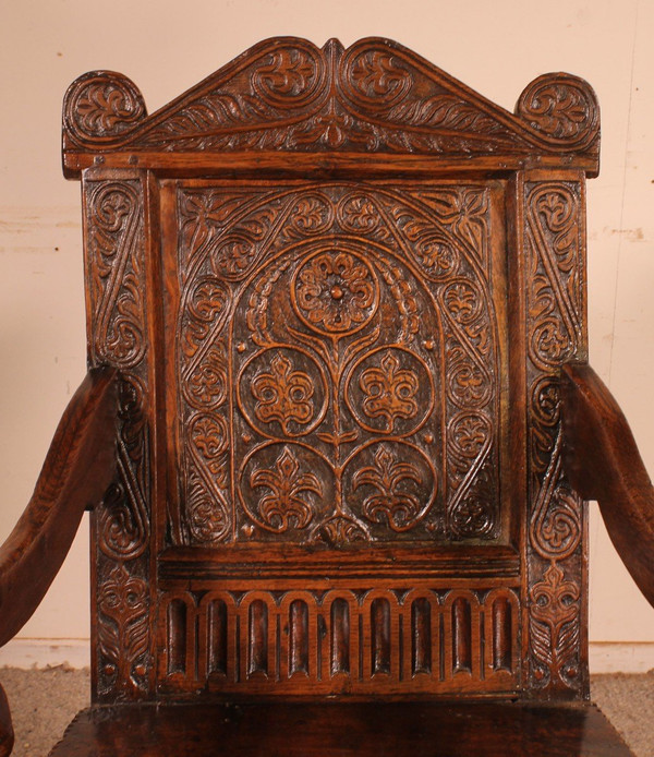 Charles I Joined Oak Armchair - Début 17° Siècle