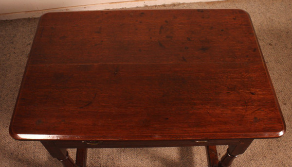 Oak Side Table -18 ° Century