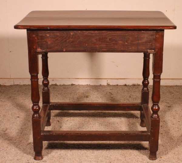 Oak Side Table -18 ° Century