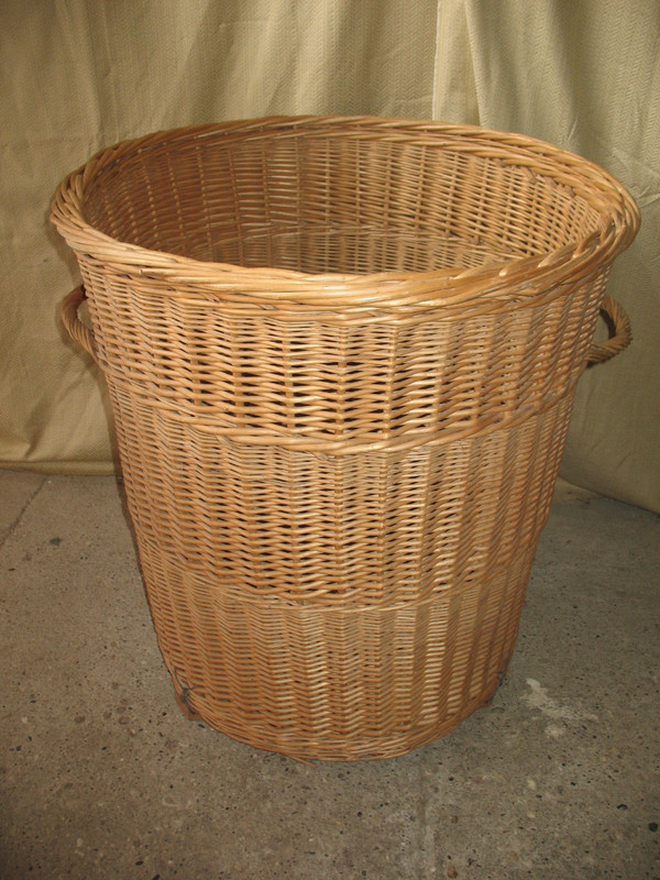 Washerwoman basket in woven wicker Very large Perfect condition