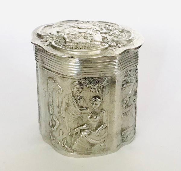 Small solid silver box Holland 19th