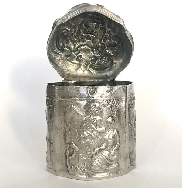 Small solid silver box Holland 19th