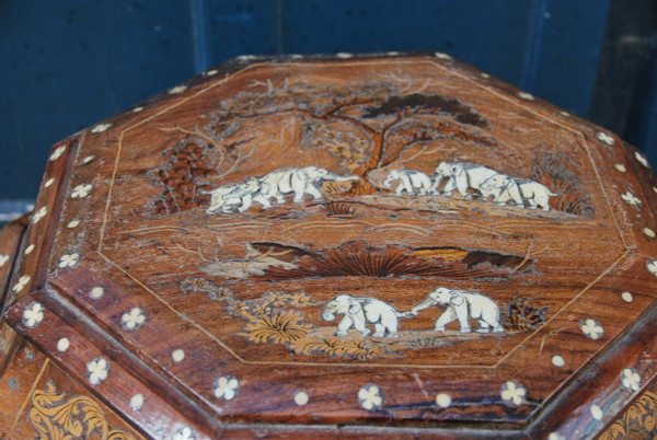 Important XVII Style Chest Decorated With Elephants