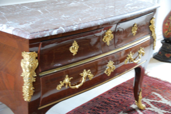 Sauteuse Commode In La Regence XVIII Attributed To Doirat