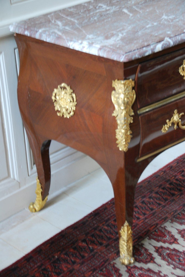 Sauteuse Commode In La Regence XVIII Attributed To Doirat