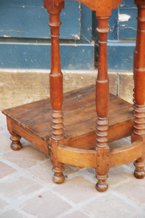 18th Century Oak Cantor Stool