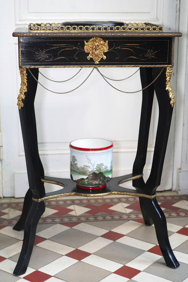 NAPOLEON III PLANTER