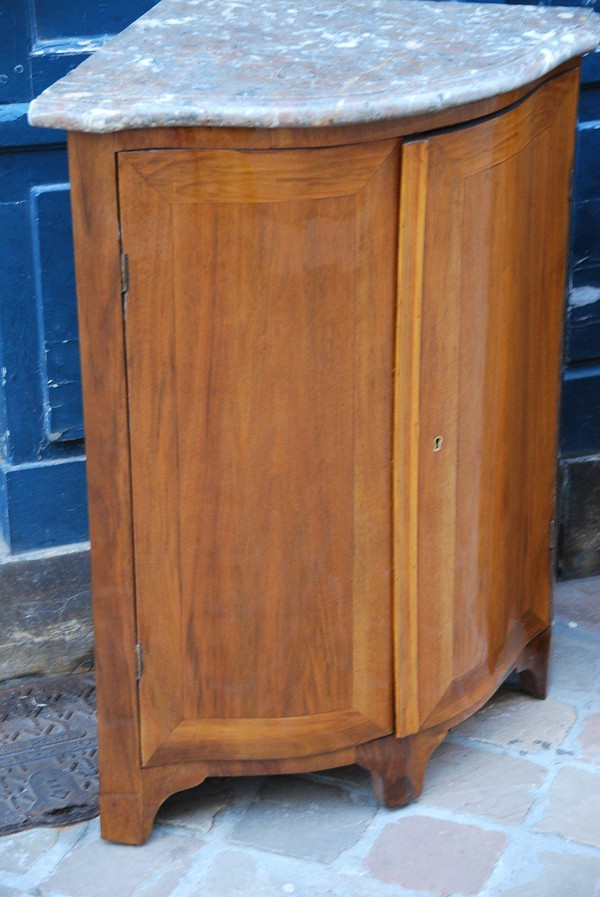 Pair of 18th century Natural Wood Corner Cabinet