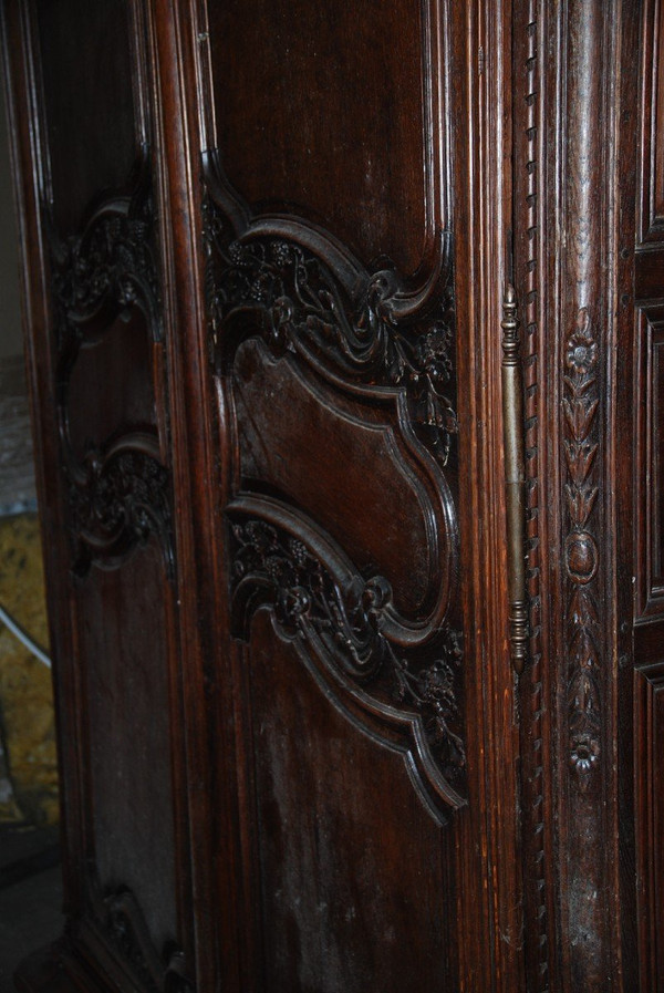 Important 18th Century Oak Chateau Wardrobe