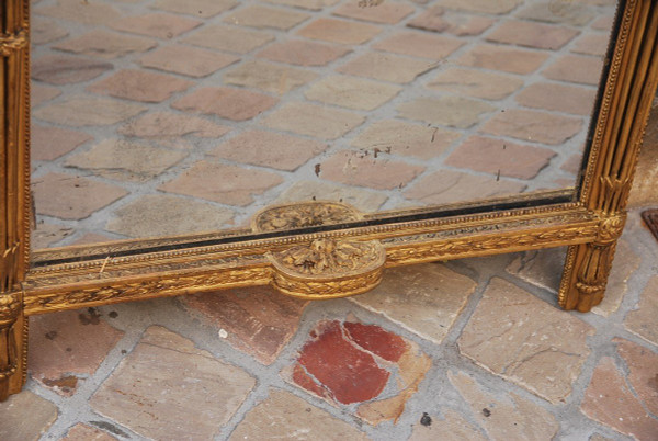 Elegant Console With Mirror Bottom Louis XVI Period