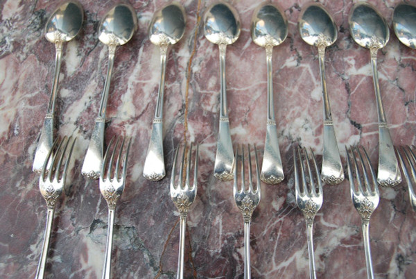 Suite Of 12 Silver Dessert Cutlery From The Nineteenth Century