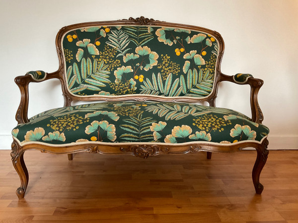 Louis XV-style sofa-bench