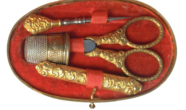 Miniature sewing set in a mother-of-pearl shell pompom tools