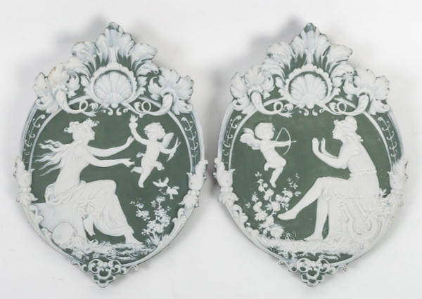 A Pair Of Wedgwood Style Porcelain Plates Late 19th Century