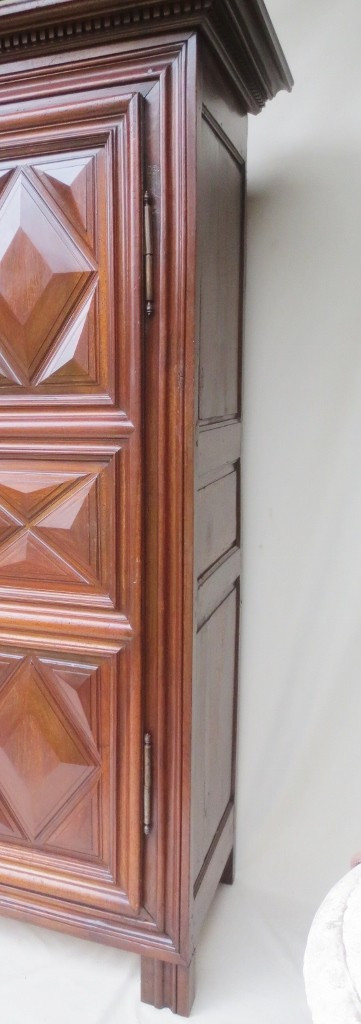 Louis XIII walnut wardrobe, 17th century.