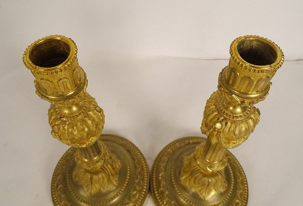 Pair of Louis XVI Flambeaux Candlesticks Gilt Bronze Garlands Beads XVIII