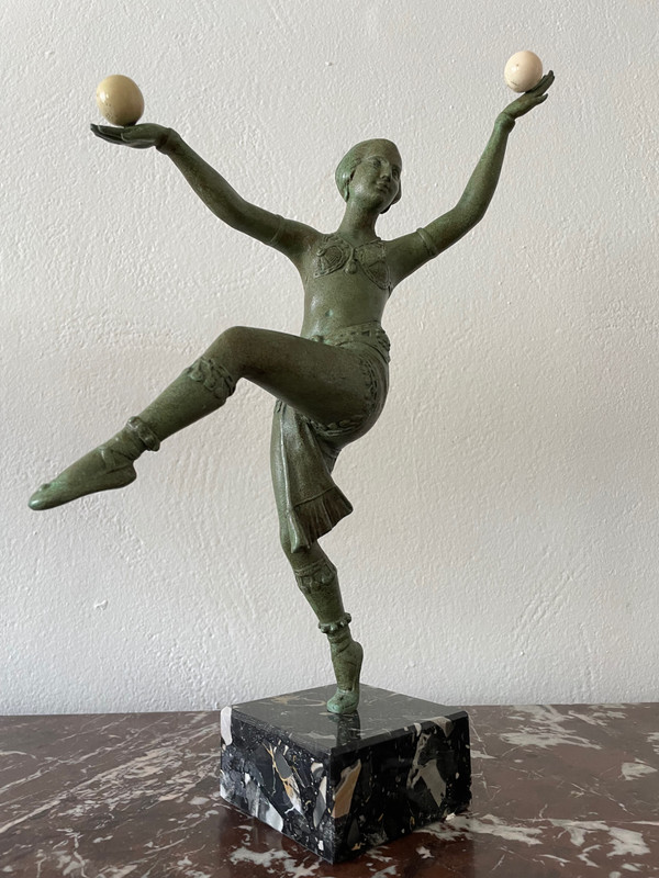 Ball Dancer Statue