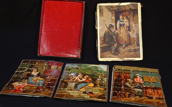 Set Von 3 Puzzles, Aus Holz Und Papier