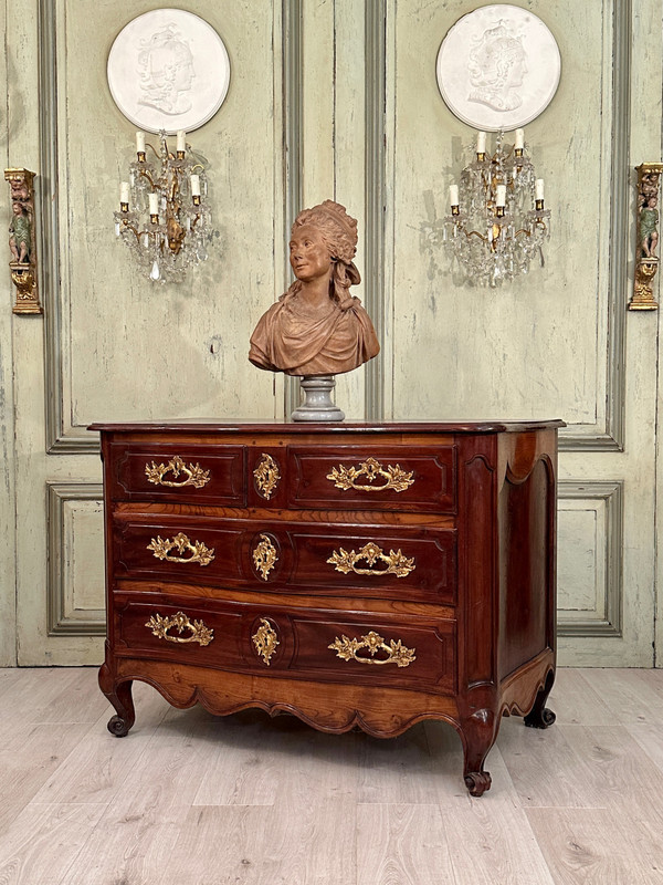 Commode de Port d'Epoque Louis XV Galbée La Rochelle XVIIIème Siècle