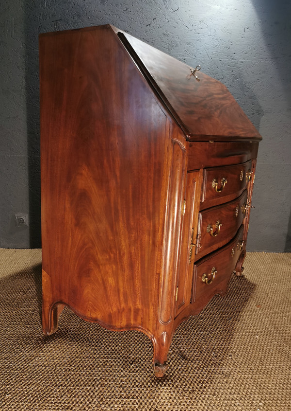 Scriban Commode In Mahogany, Nantes Work 18th Century