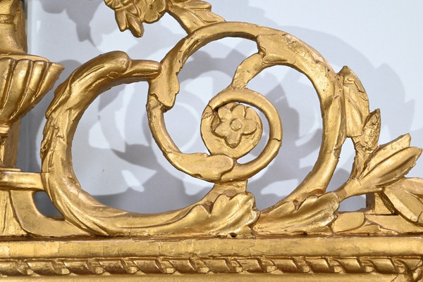 Miroir en Bois Doré, style Louis XVI - 1ère Partie XIXe