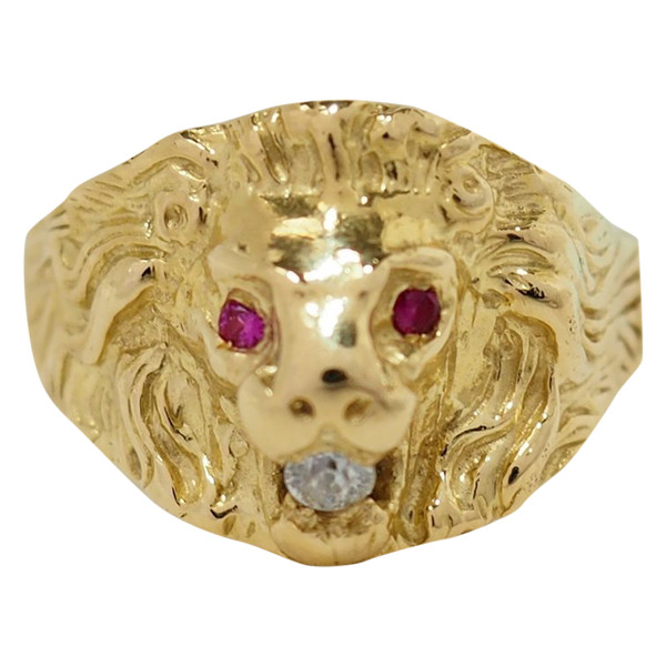 Anello con sigillo del Leone in oro giallo, rubino e diamante