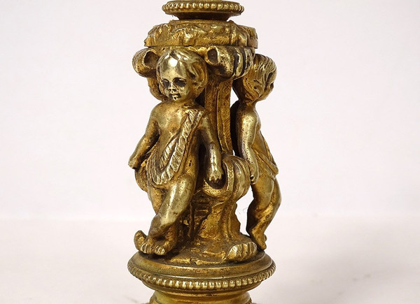 Paar kleine vergoldete Bronze-Kerzenständer, Cherubs, Lieben Napoleon III., 19. Jahrhundert