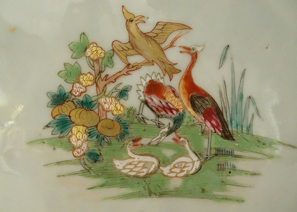 Pair of Compagnie Des Indes Porcelain Dishes Birds Pheasants Flowers 18th century