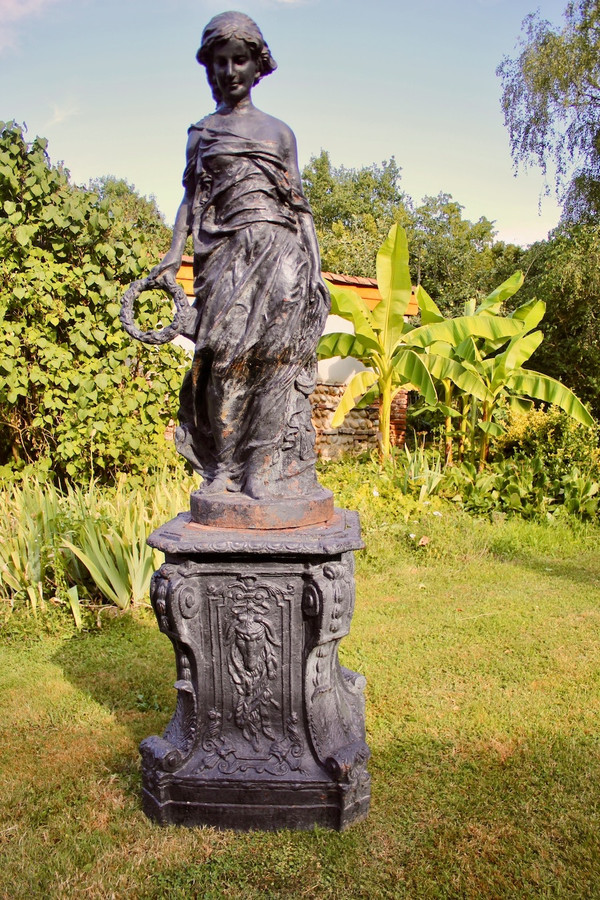 "Le Printemps", Young draped woman in cast iron on base by Mathurin Moreau