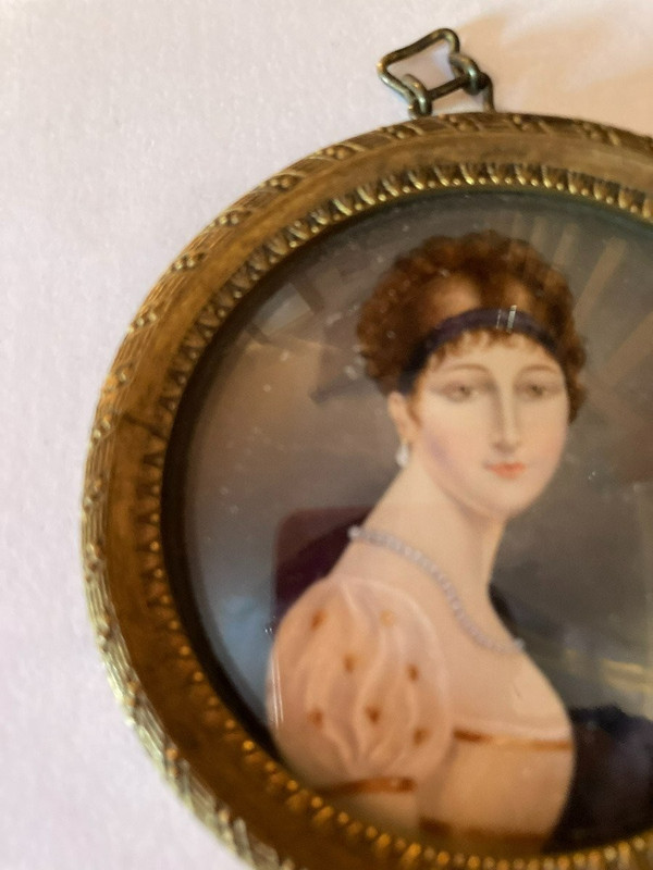 MINIATURE ON IVORY PORTRAIT OF A YOUNG WOMAN NAPOLEON III