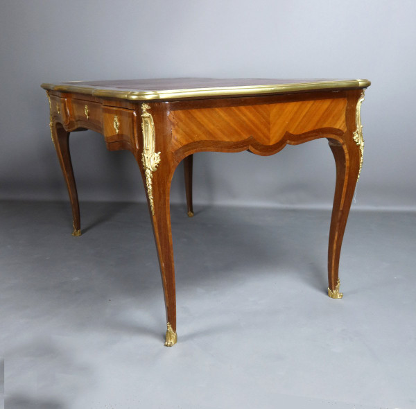 Louis XV Desk In Marquetry